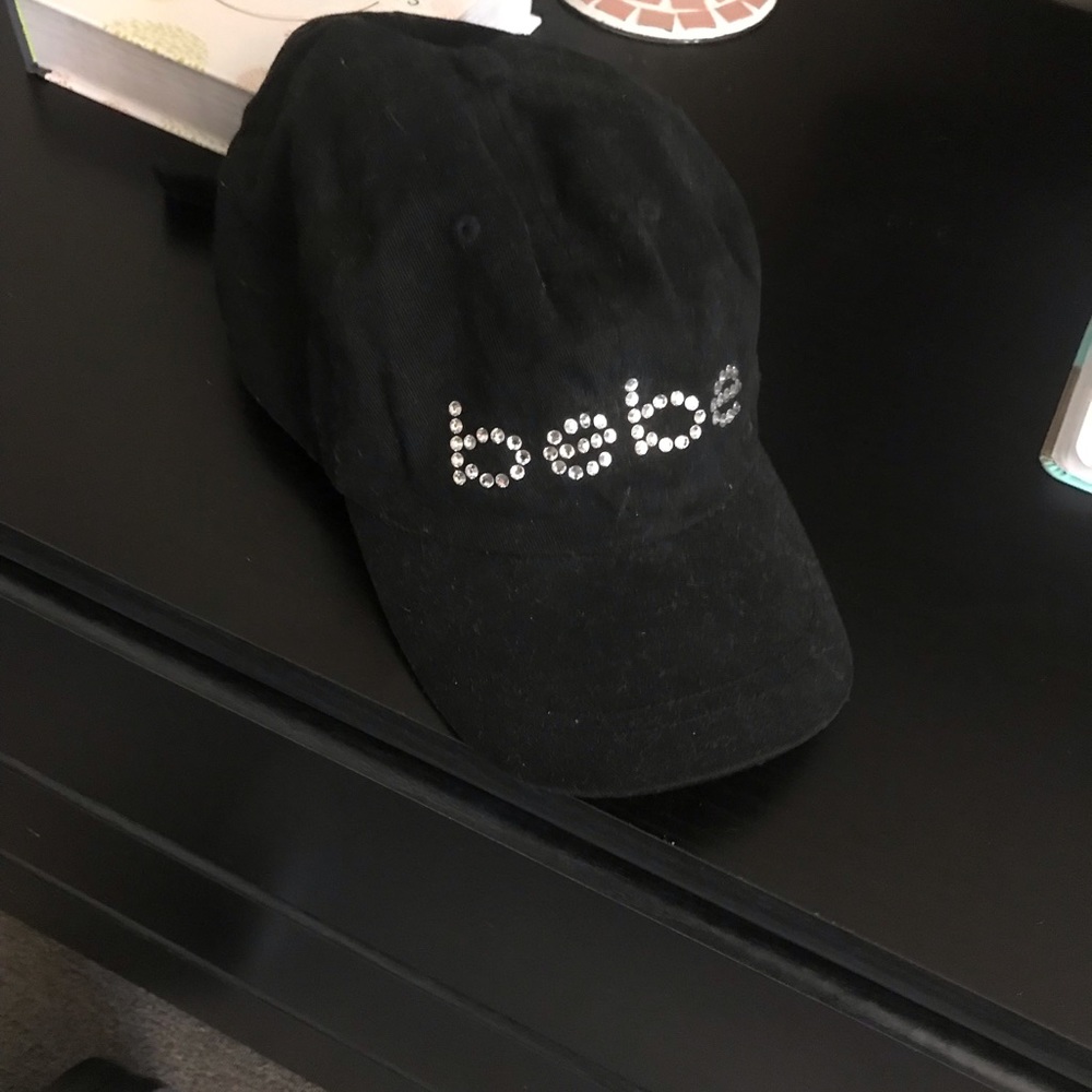 Bebe hat adjustable